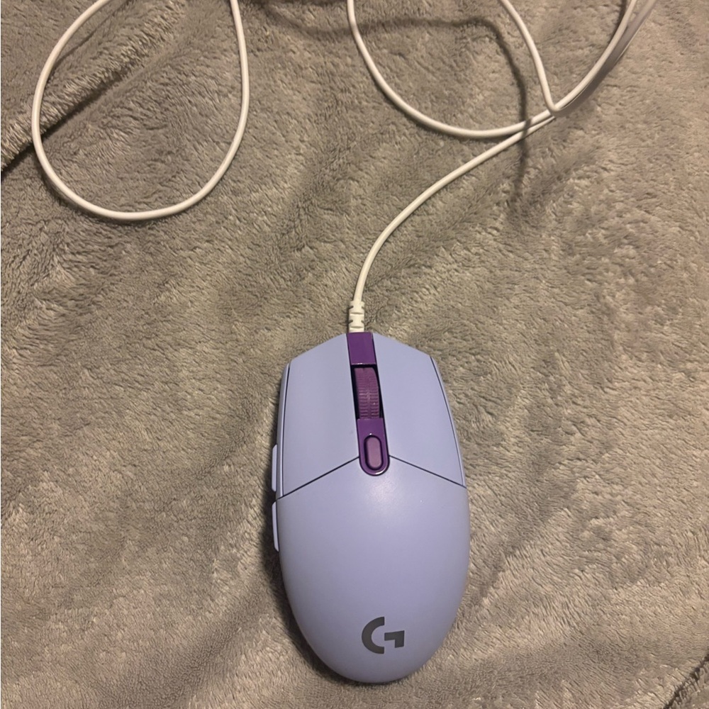 Logitech Gaming Mouse - Picture 2 of 3
